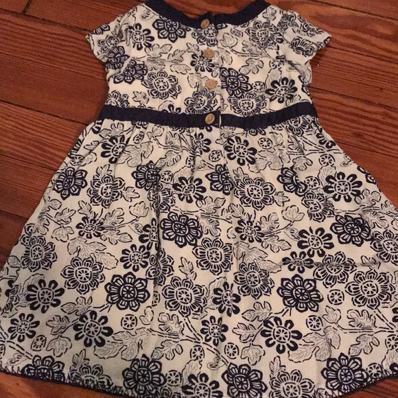 Navy and white floral dress - Picture 4 of 5